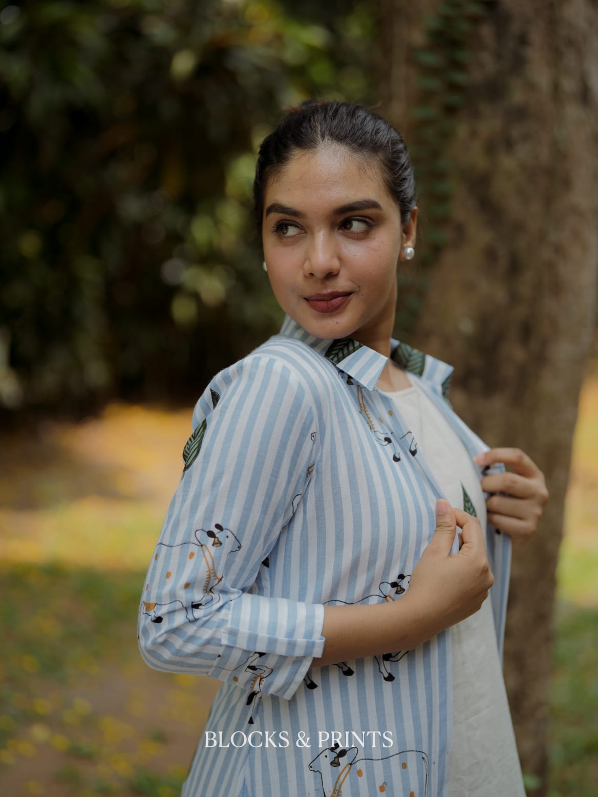 RS.800/- (50%Off on MRP Rs.1600/-) (Code - 2139 BK)