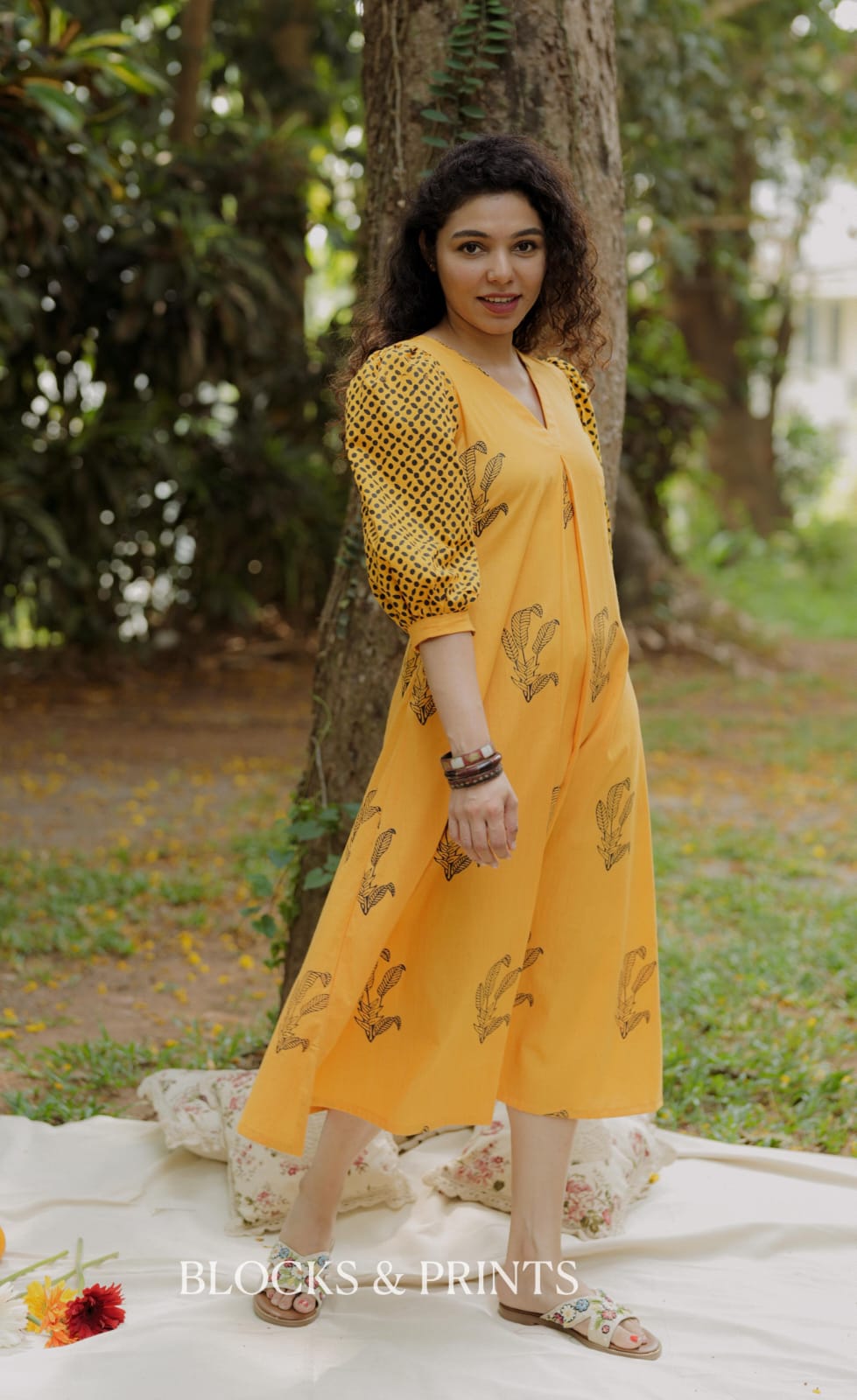 RS.640/- (50%Off on MRP Rs.1280/-) (Code - 2123 BK)