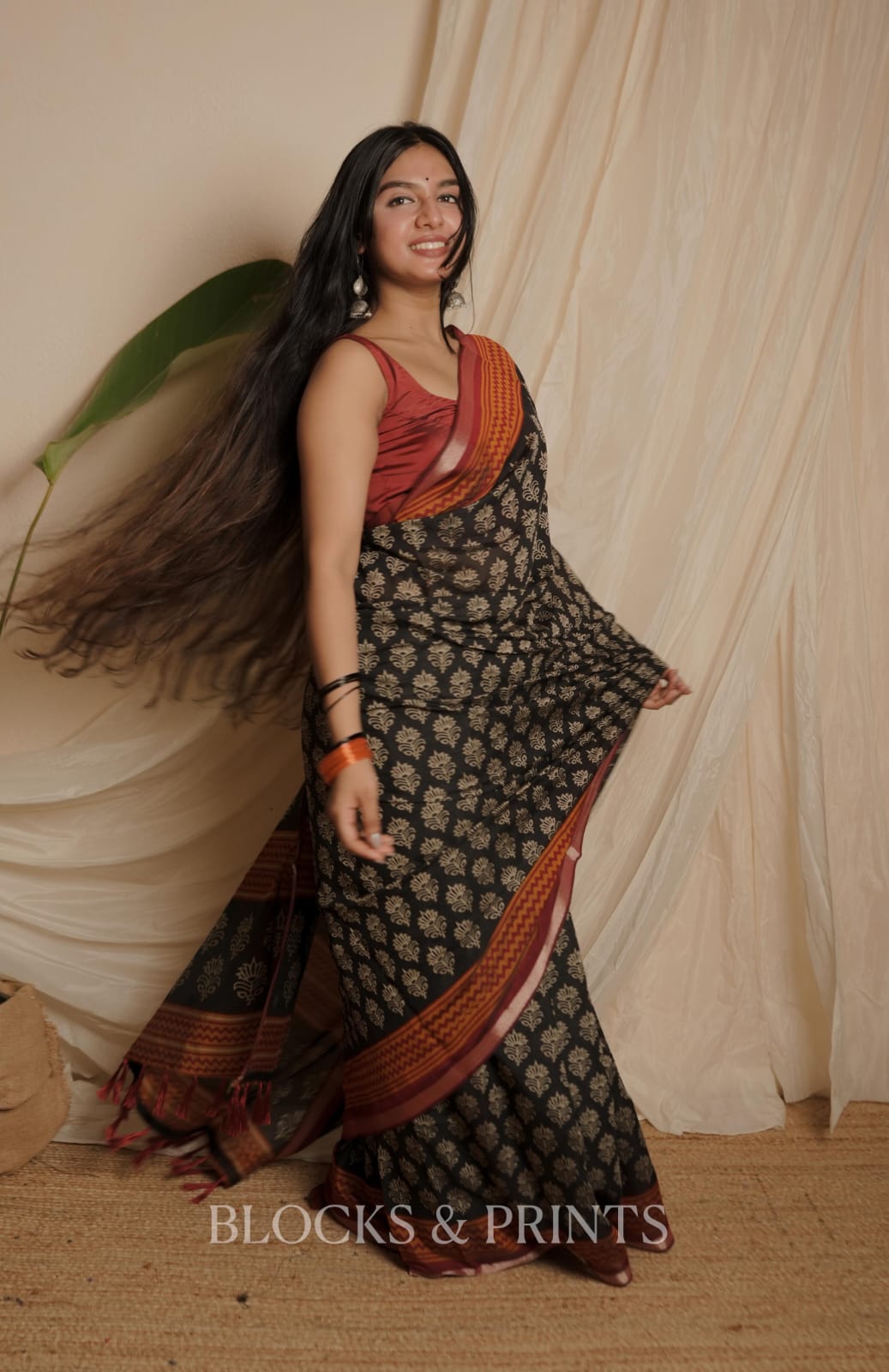 Silk Saree (Code - 124 SS)