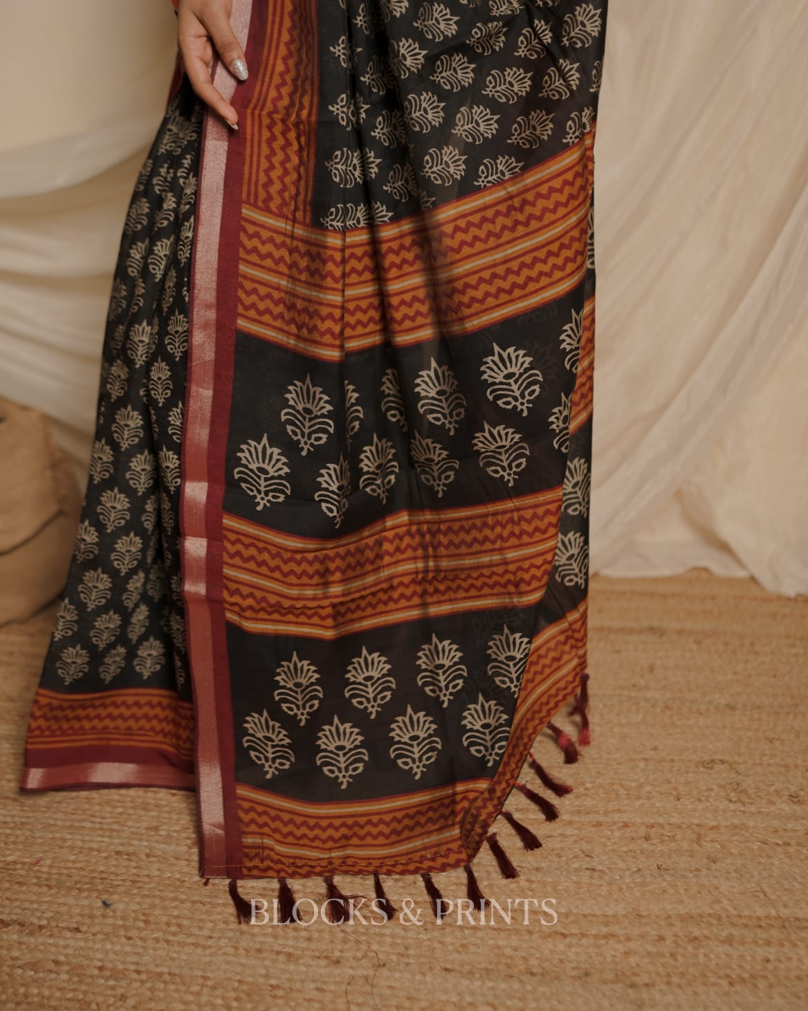 Silk Saree (Code - 124 SS)