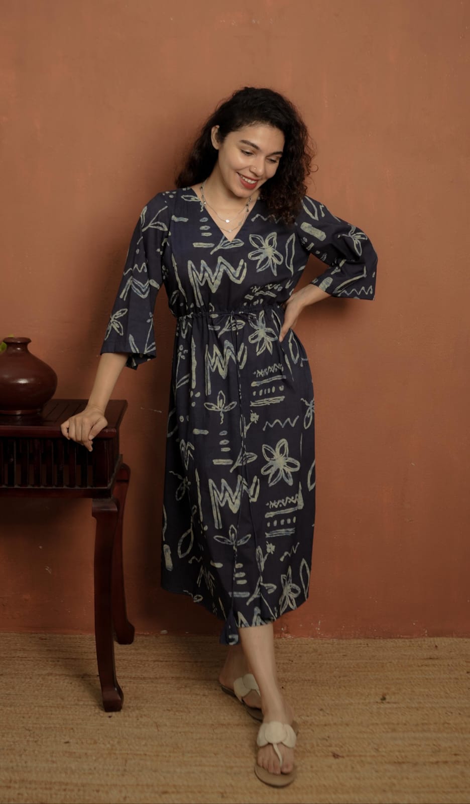 RS .550/- (50% Off on MRP Rs.1100/-) (Code - 1872BK)