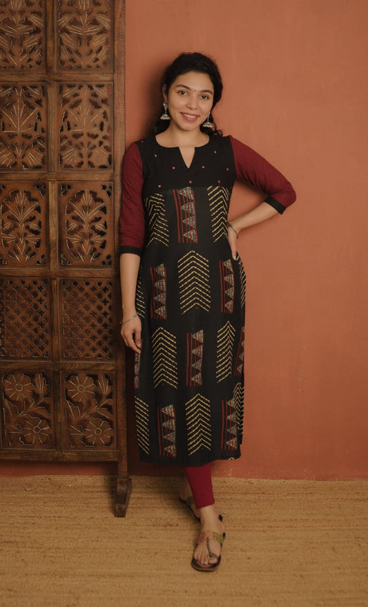 Designer Kurthi (Code - 1900 BK)