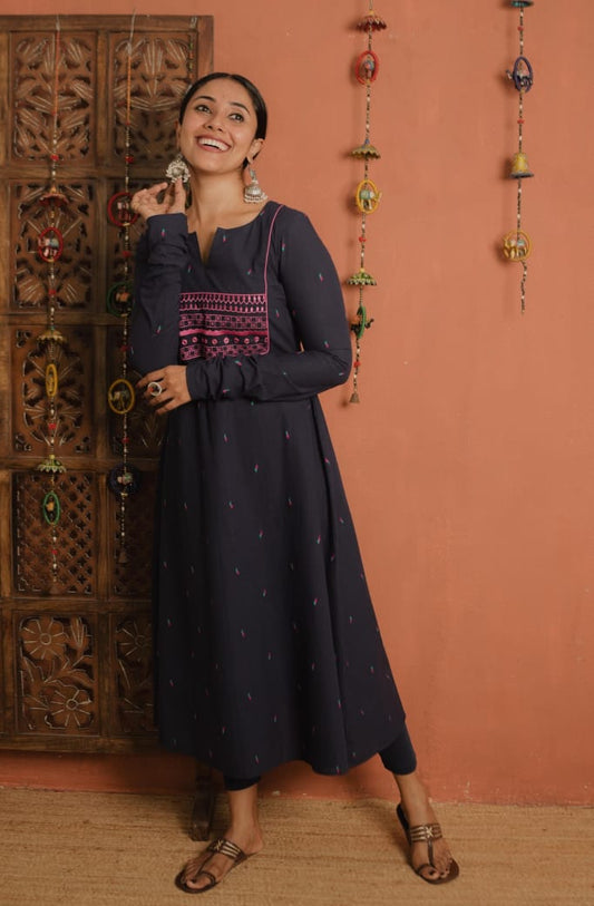 Designer Kurthi (Code - 1917 BK)