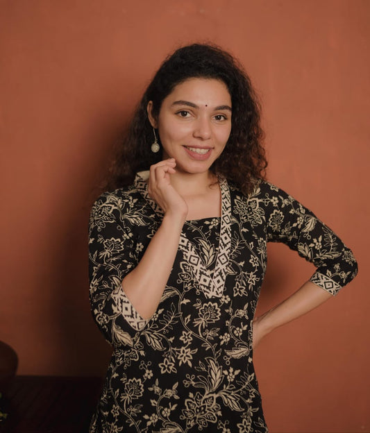 Designer Kurthi (Code - 1925 BK)