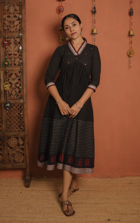 Designer Dress (Code - 1916 BK)