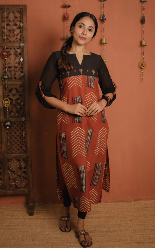Designer Kurthi (Code - 1921 BK)