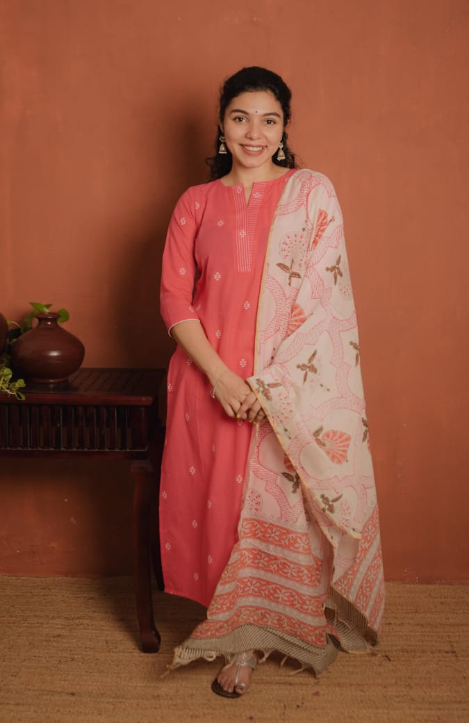 RS.750/- (50%Off on MRP Rs.1500/-) (Code - 1937 BK)