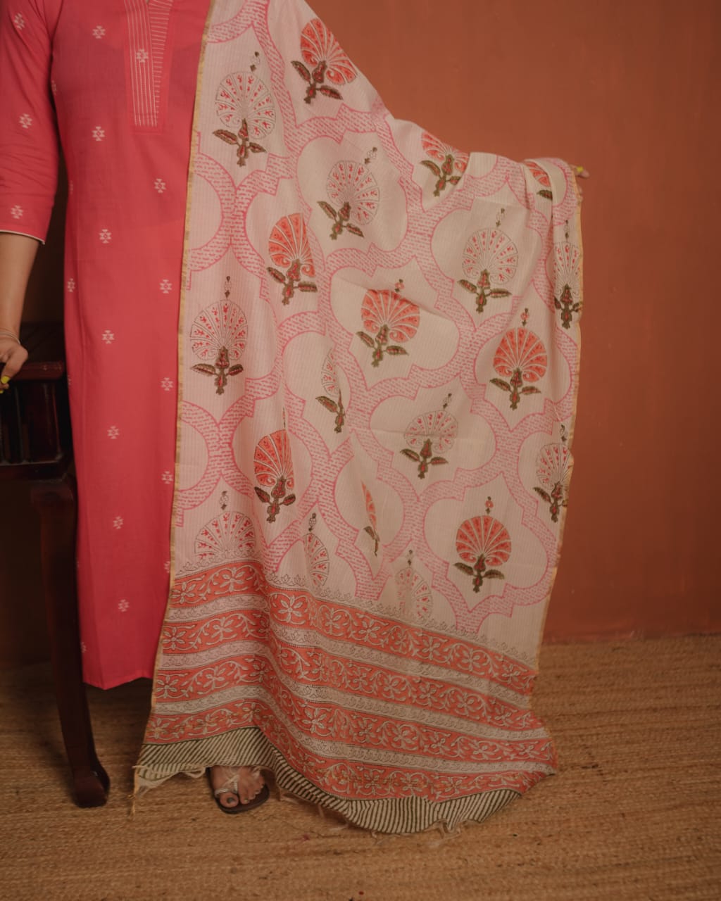 RS.750/- (50%Off on MRP Rs.1500/-) (Code - 1937 BK)