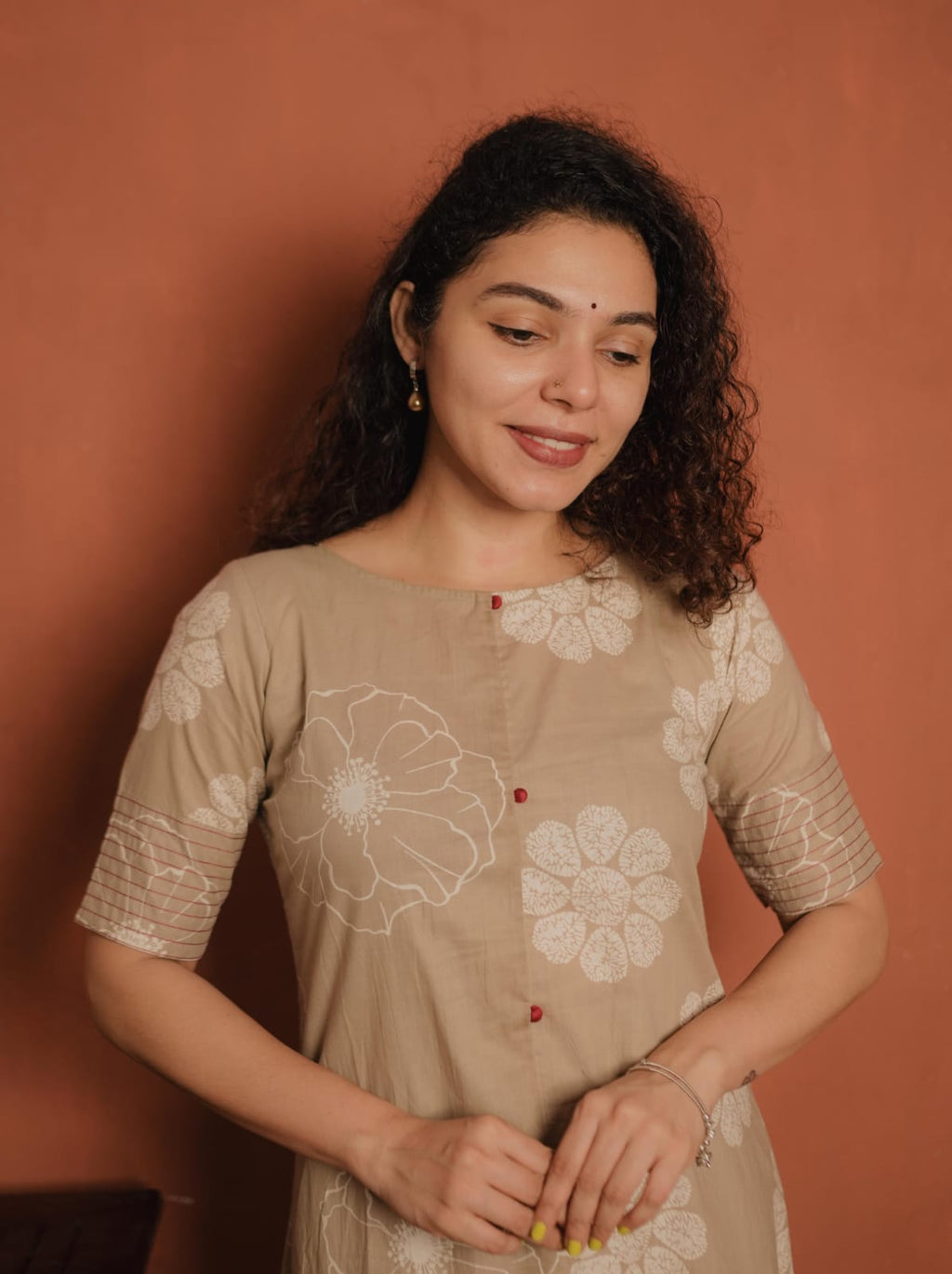 RS.550/- (50%Off on MRP Rs.1100/-) (Code - 1942 BK)