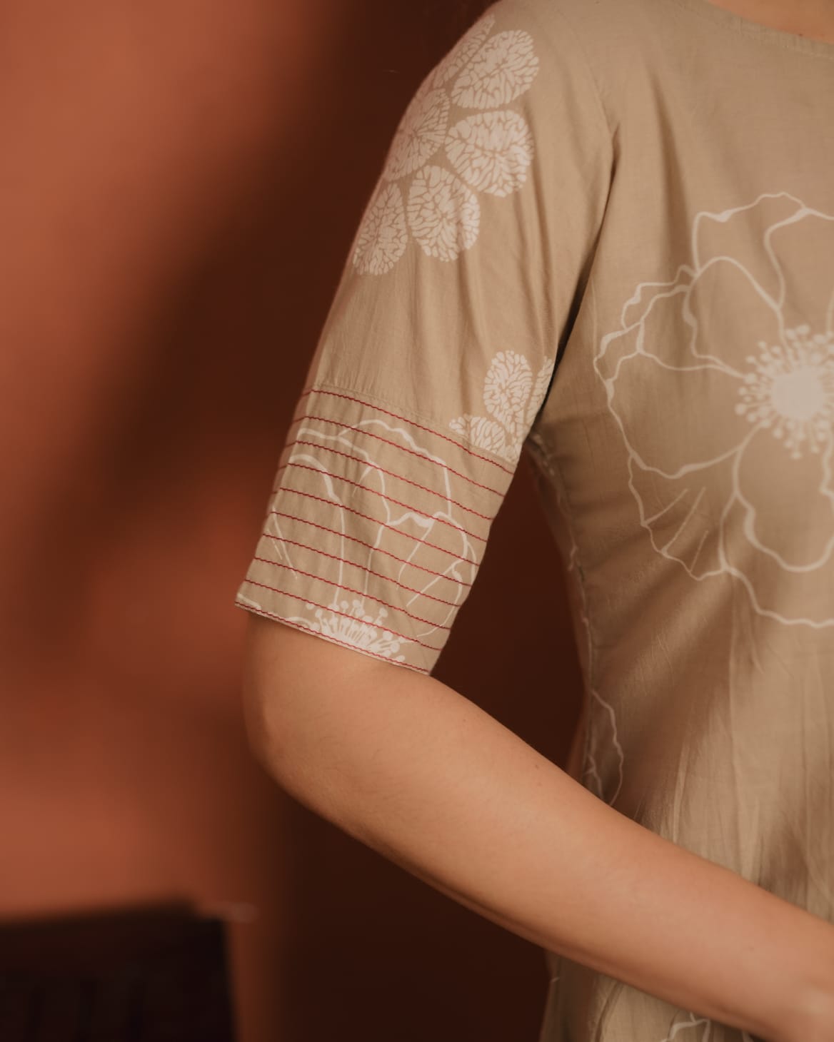 RS.550/- (50%Off on MRP Rs.1100/-) (Code - 1942 BK)