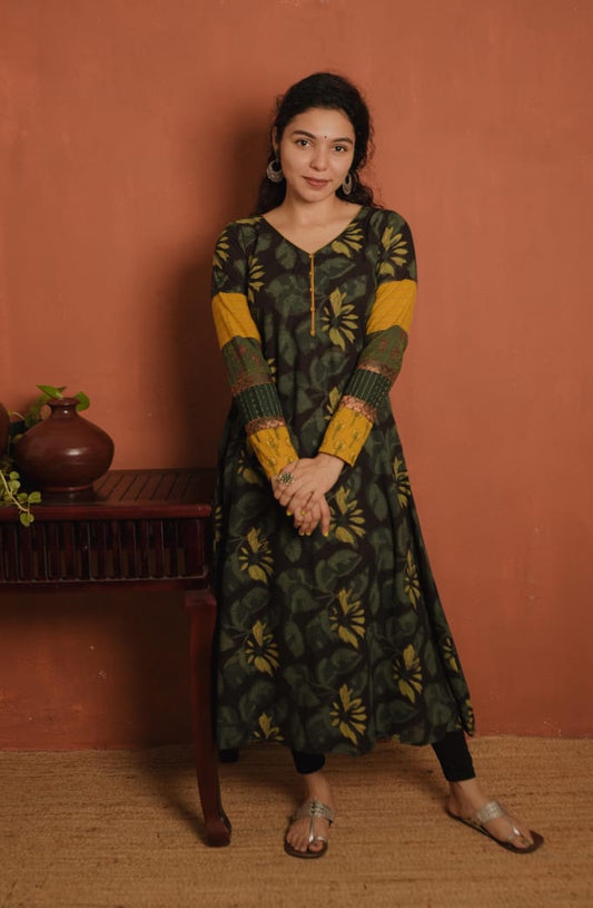 Designer Kurthi (Code - 1941 BK)