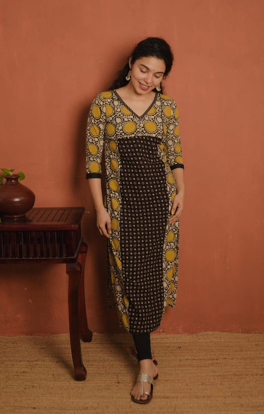 Designer Kurthi (Code - 1951 BK)