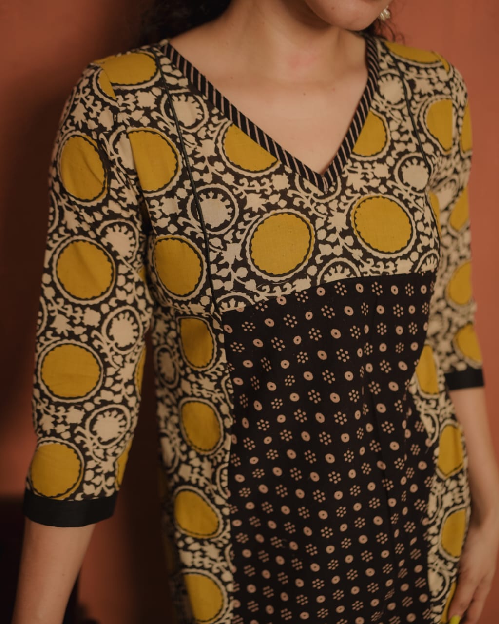 RS.600/- (50%Off on MRP Rs.1200/-) (Code - 1951 BK)