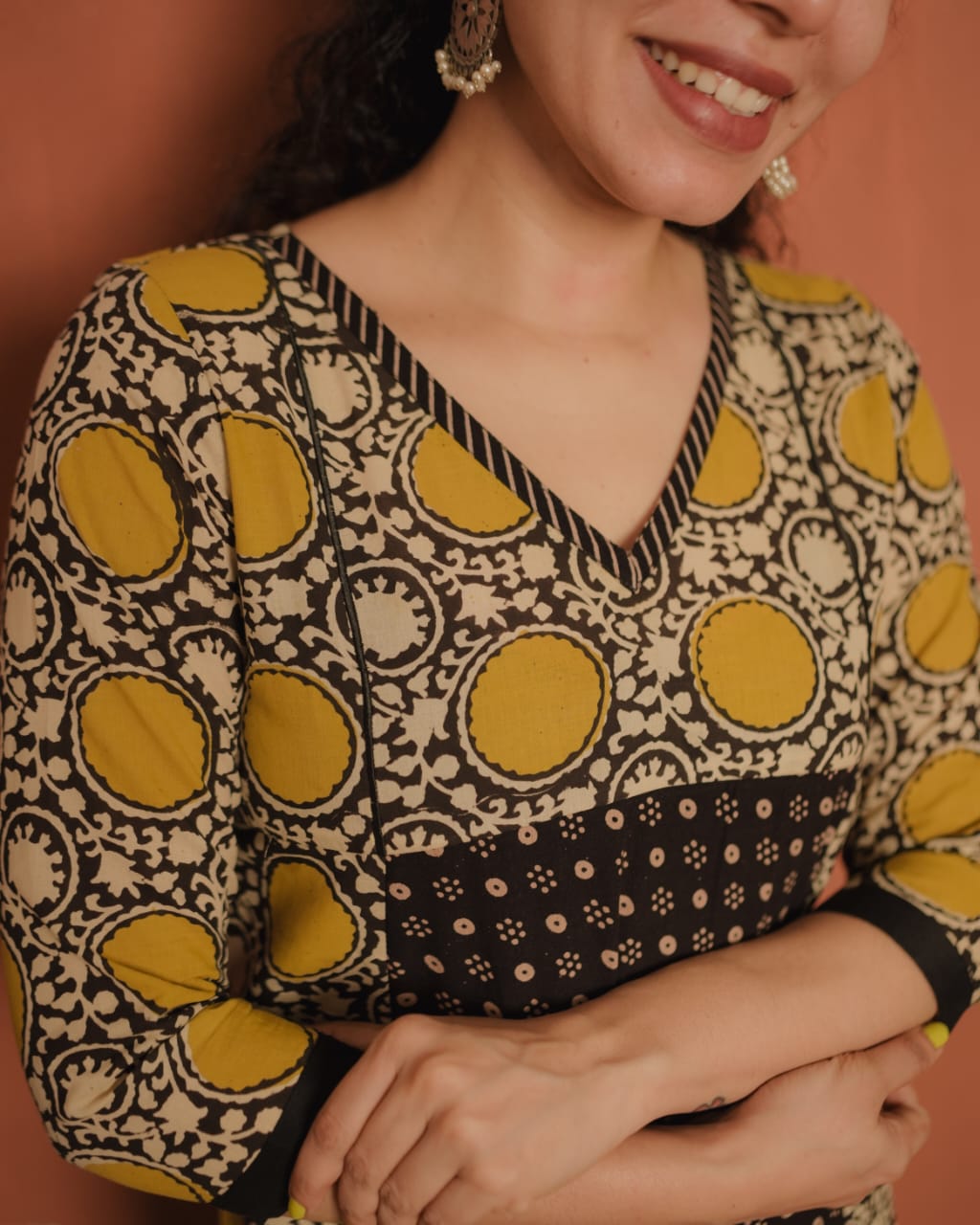 RS.600/- (50%Off on MRP Rs.1200/-) (Code - 1951 BK)