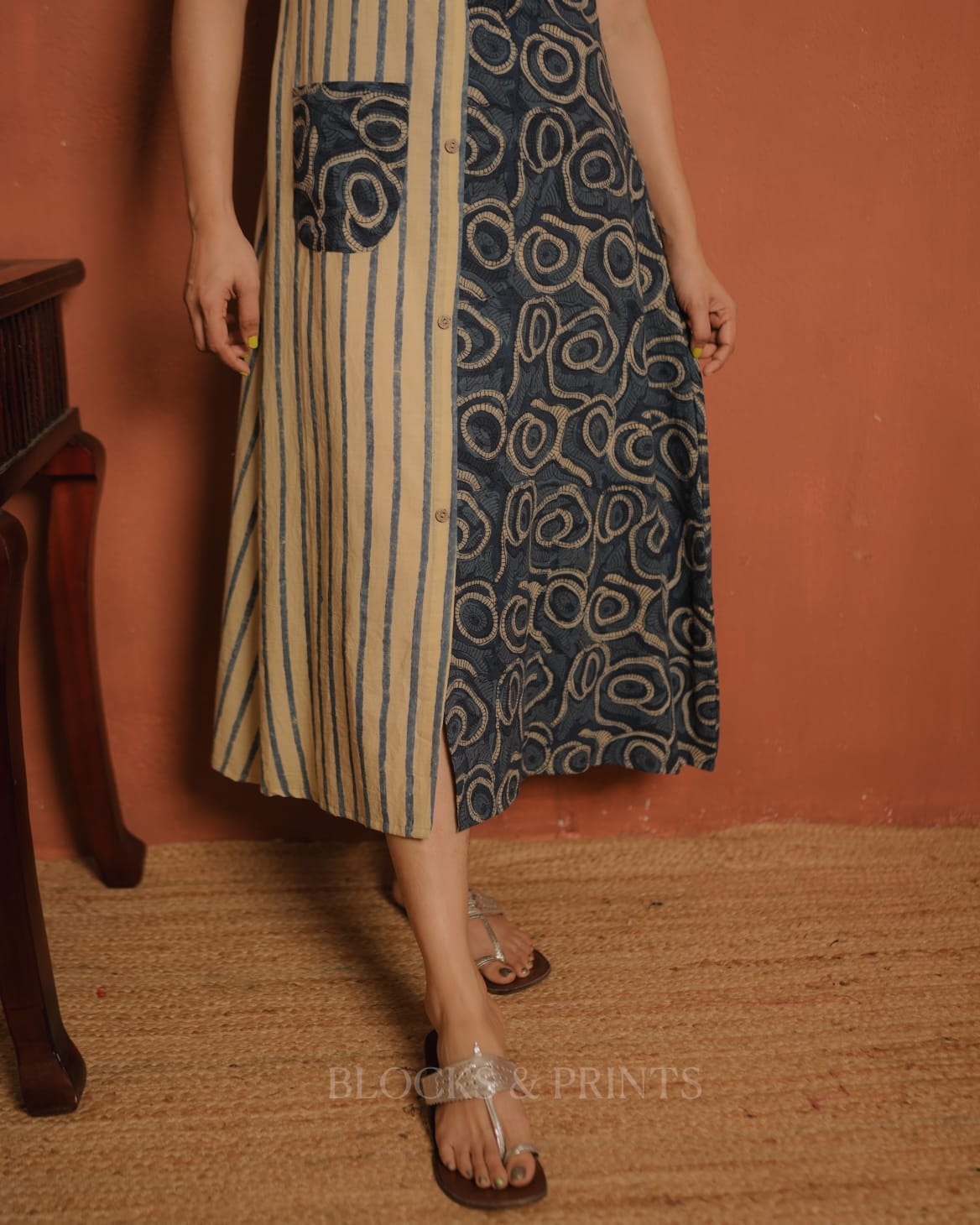 RS.600/- (50%Off on MRP Rs.1200/-) (Code - 1948 BK)