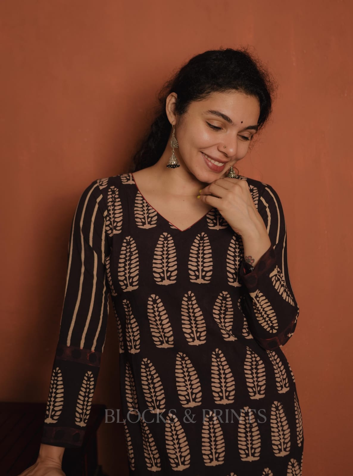 RS.700/- (50%Off on MRP Rs.1400/-)(Code - 1960 BK)