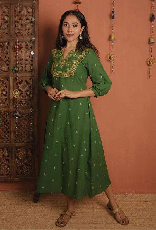 Designer Kurthi (Code - 1915 BK)