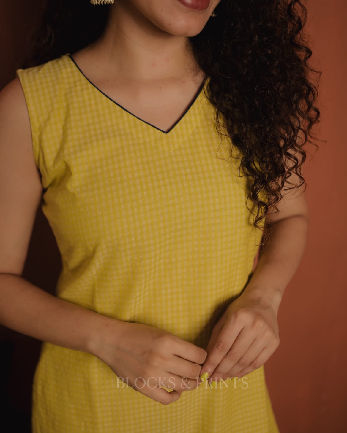 RS.600/- (50%Off on MRP Rs.1200/-) (Code - 1947 BK)