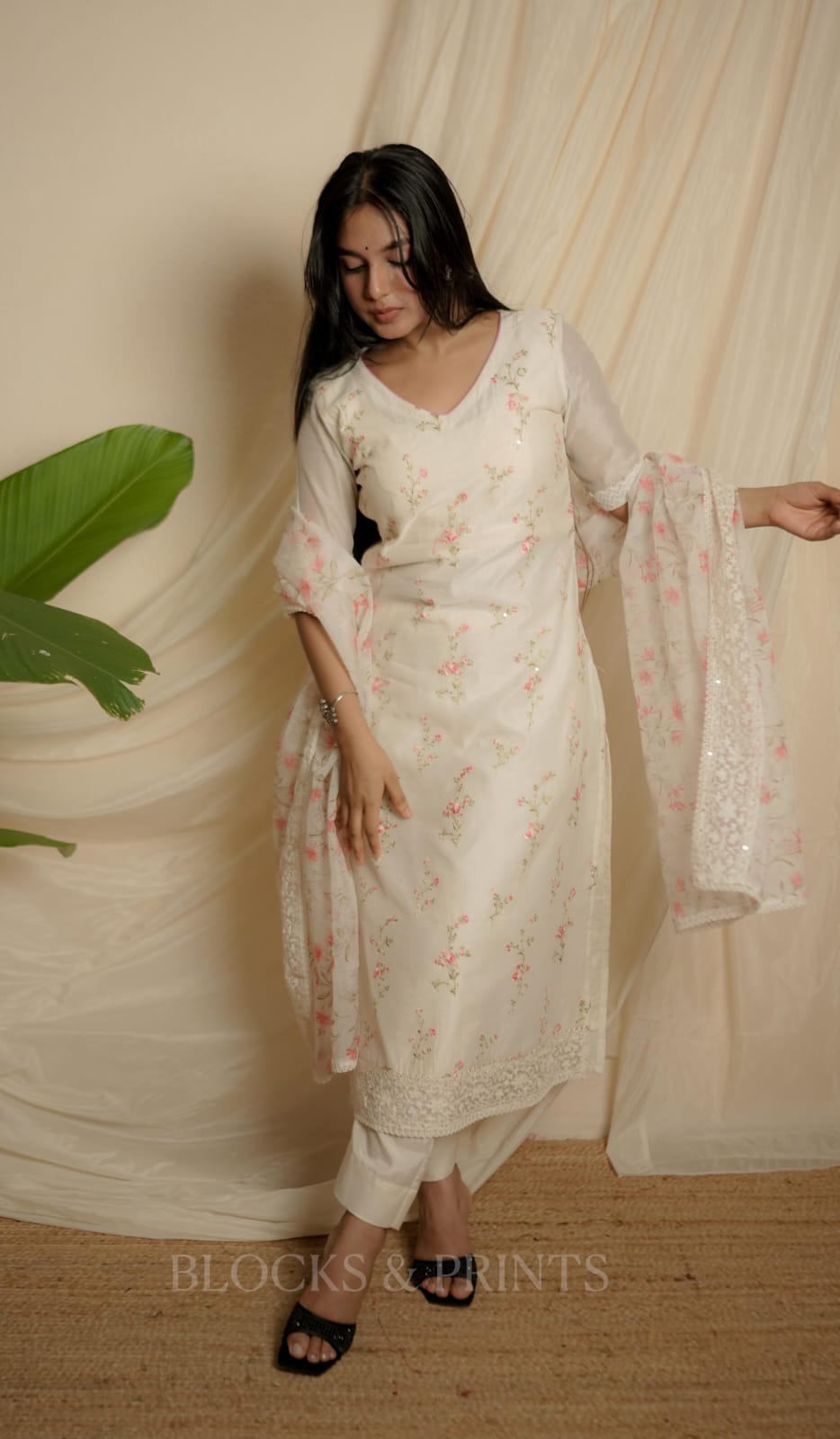 RS.900/- (50%Off on MRP Rs.1800/-) (Code - 1963 BK)