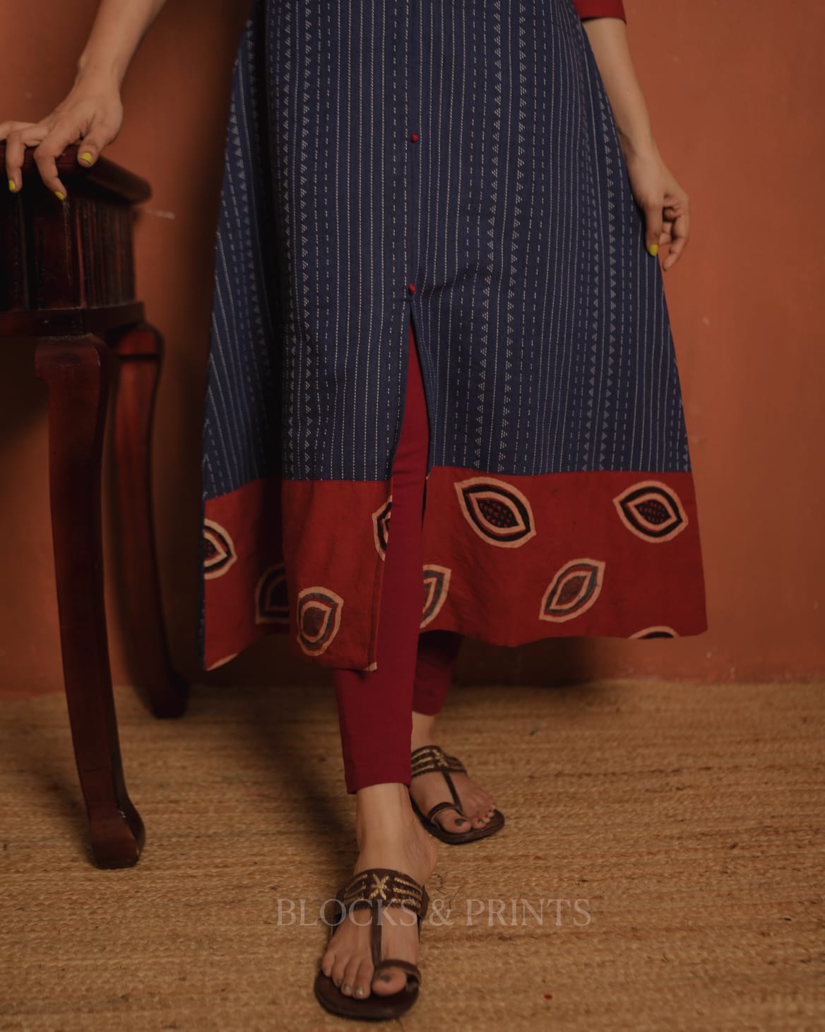 RS.640/- (50%Off on MRP Rs.1280/-)(Code - 1945 BK)