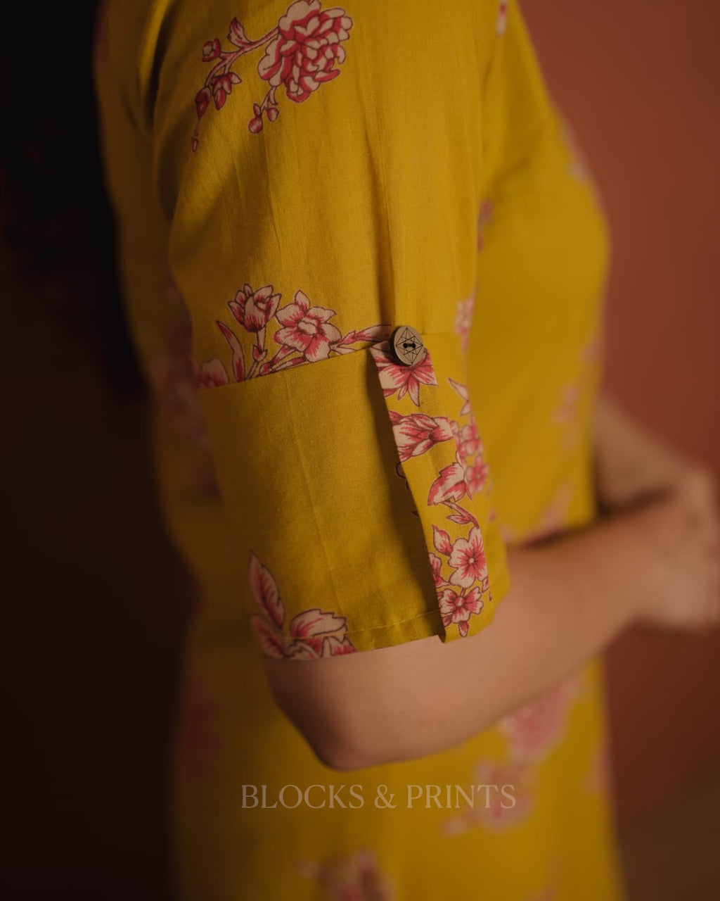 RS.490/- (50%Off on MRP Rs.980/-) (Code - 1957 BK)