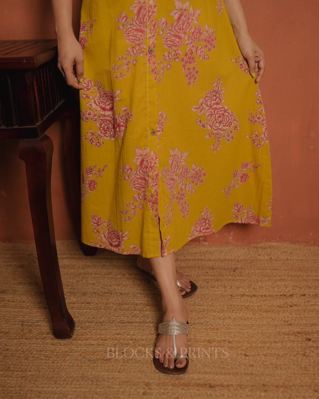 RS.490/- (50%Off on MRP Rs.980/-) (Code - 1957 BK)