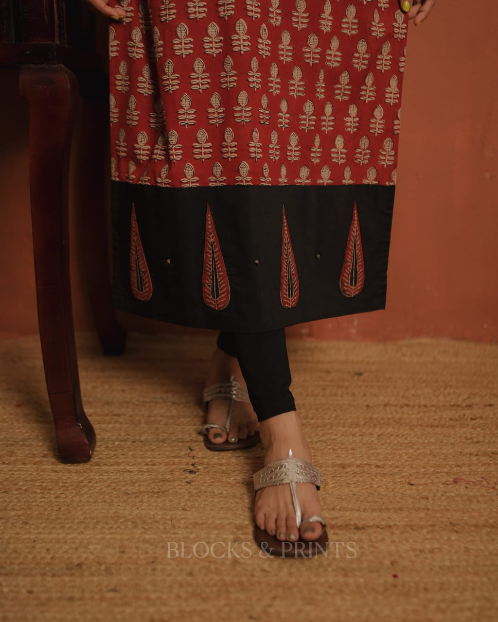 RS.600/- (50%Off on MRP Rs.1200/-) (Code - 1949 BK)