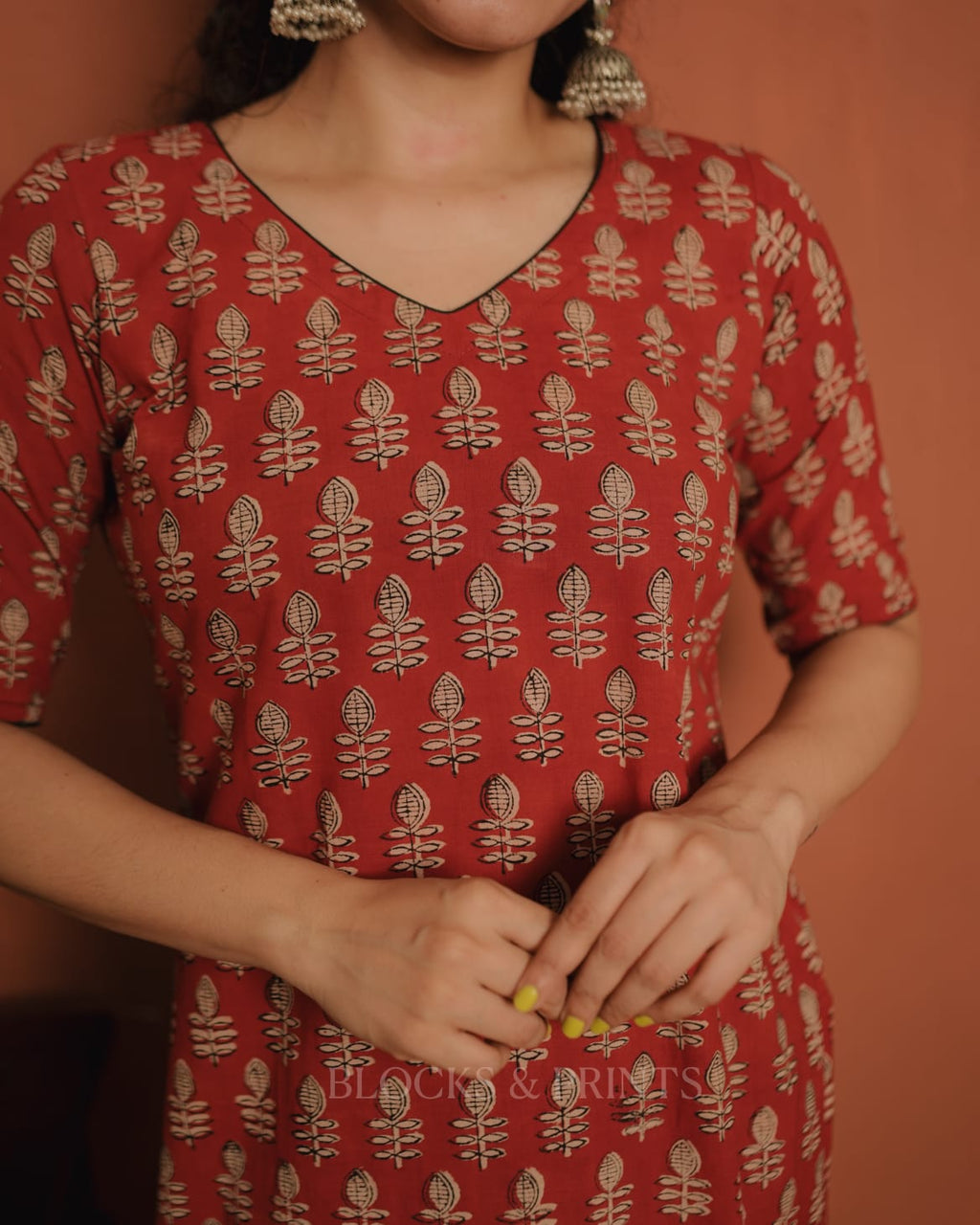 RS.600/- (50%Off on MRP Rs.1200/-) (Code - 1949 BK)