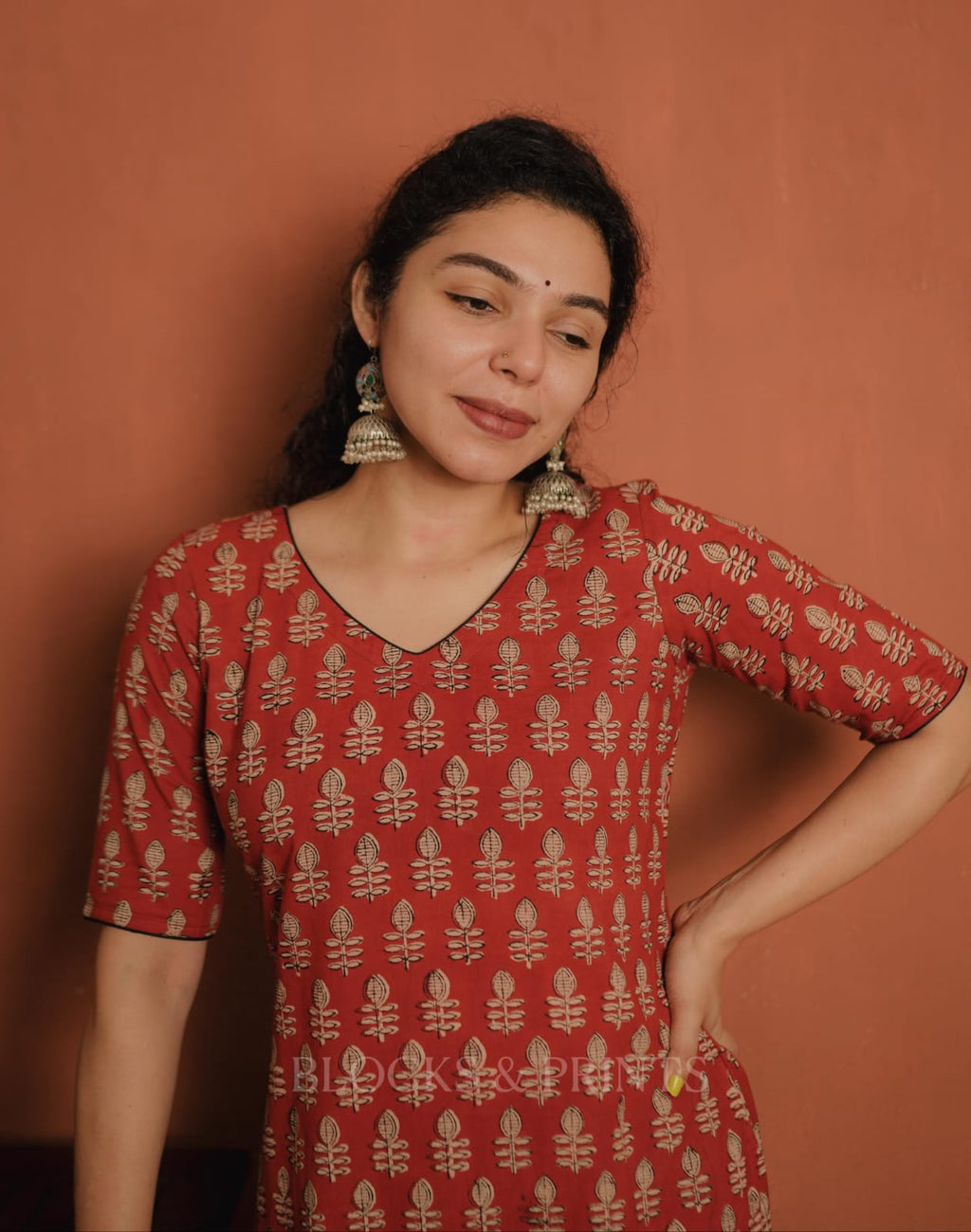 RS.600/- (50%Off on MRP Rs.1200/-) (Code - 1949 BK)