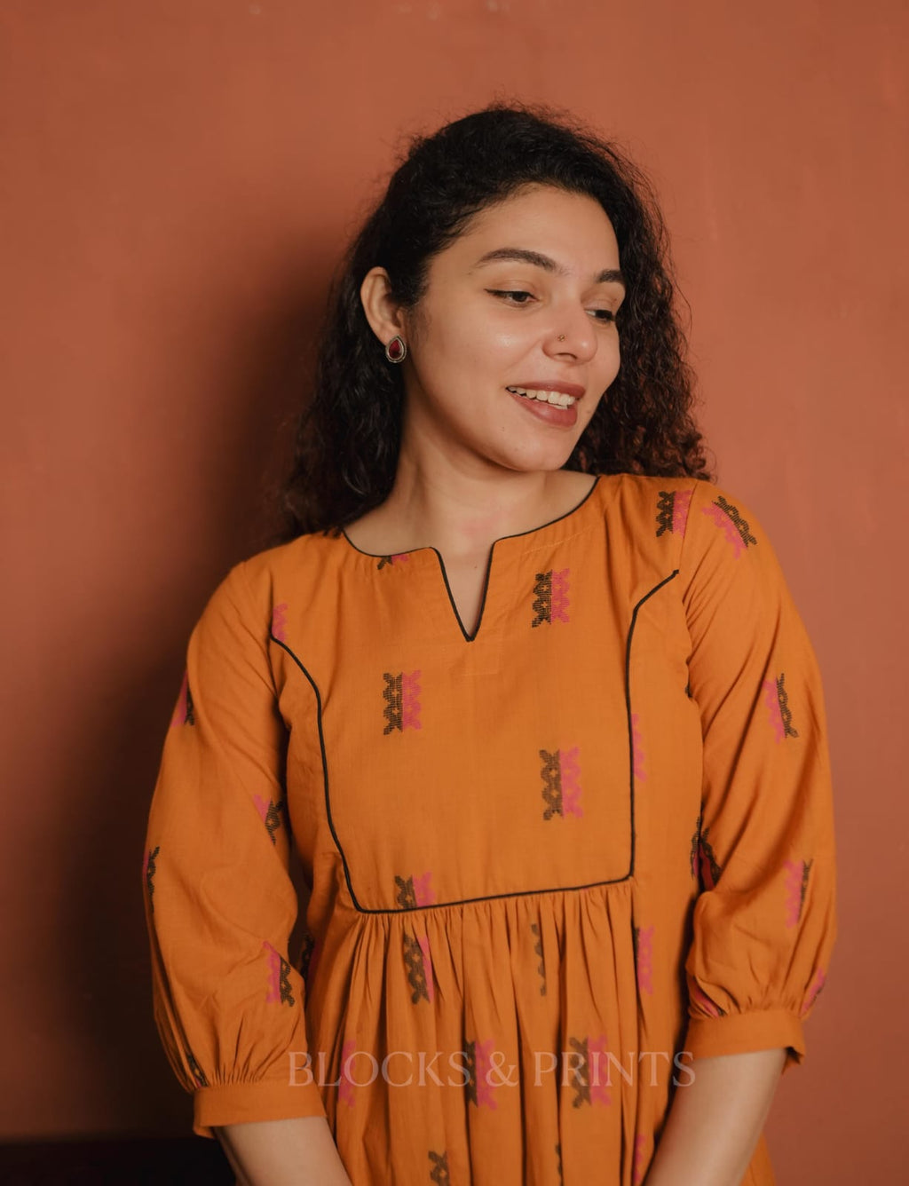 RS.640/- (50%Off on MRP Rs.1280/-) (Code - 1943 BK)
