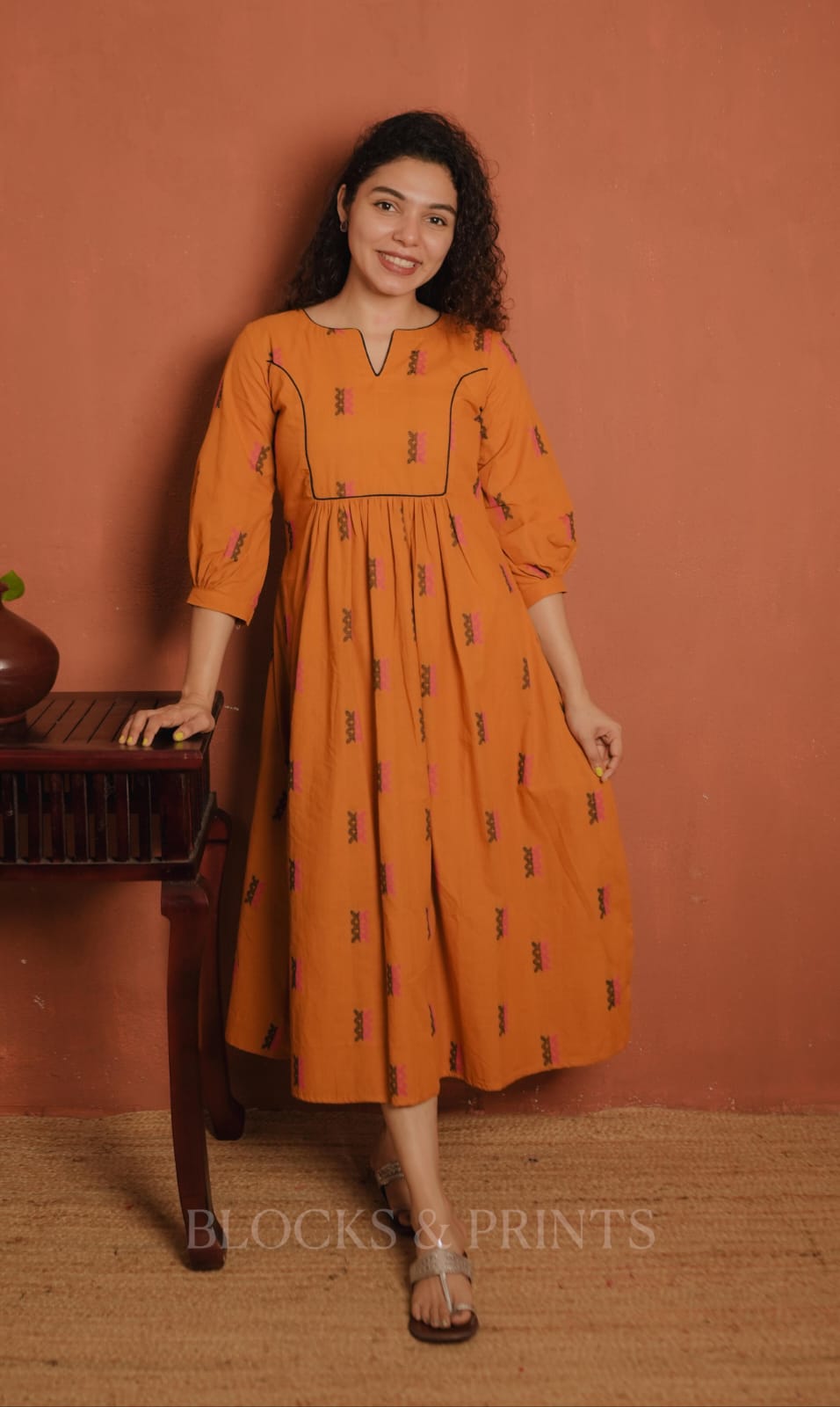 RS.640/- (50%Off on MRP Rs.1280/-) (Code - 1943 BK)