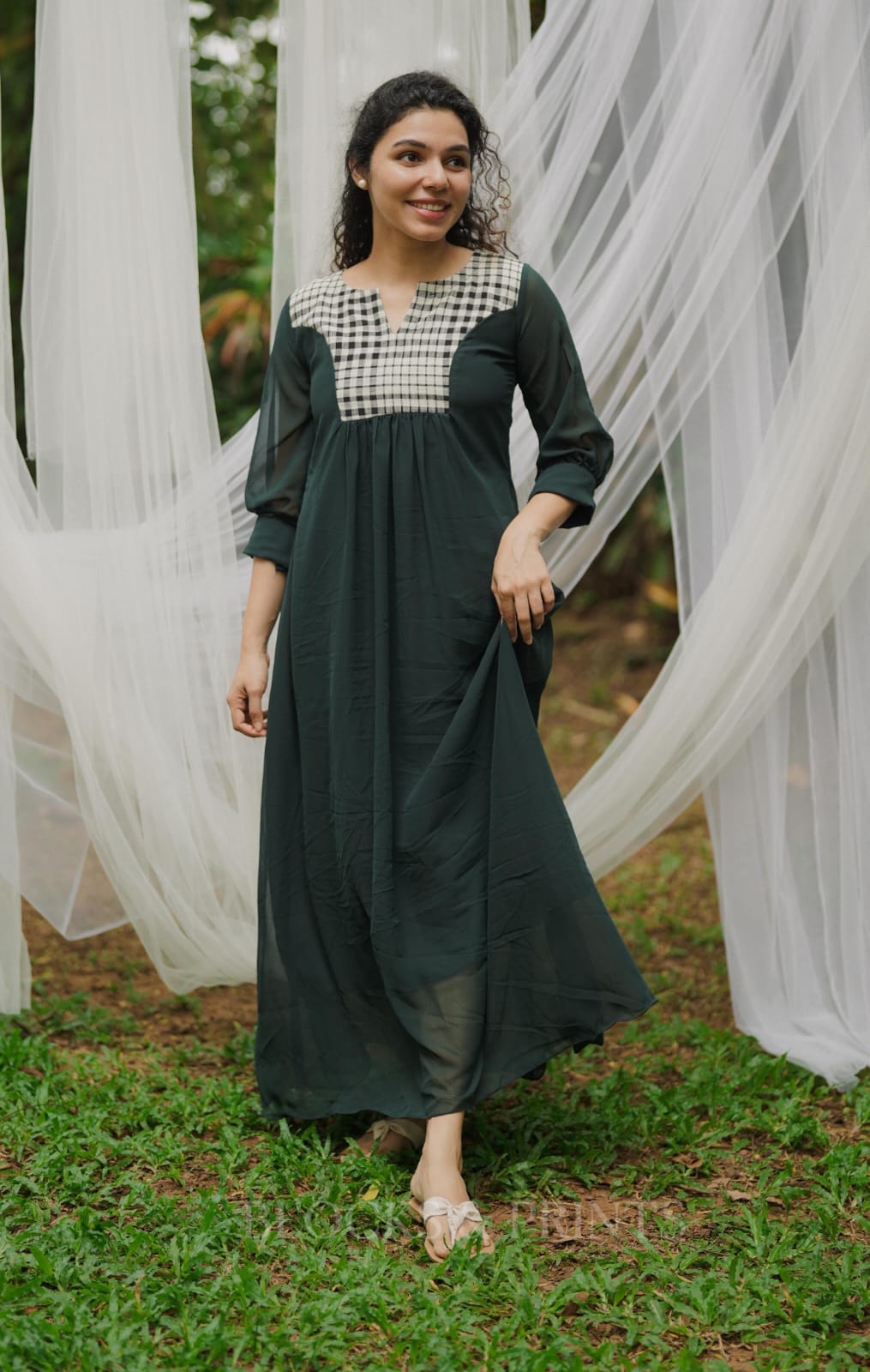 RS.700/- (50%Off on MRP Rs.1400/-)(Code - 1990 BK)