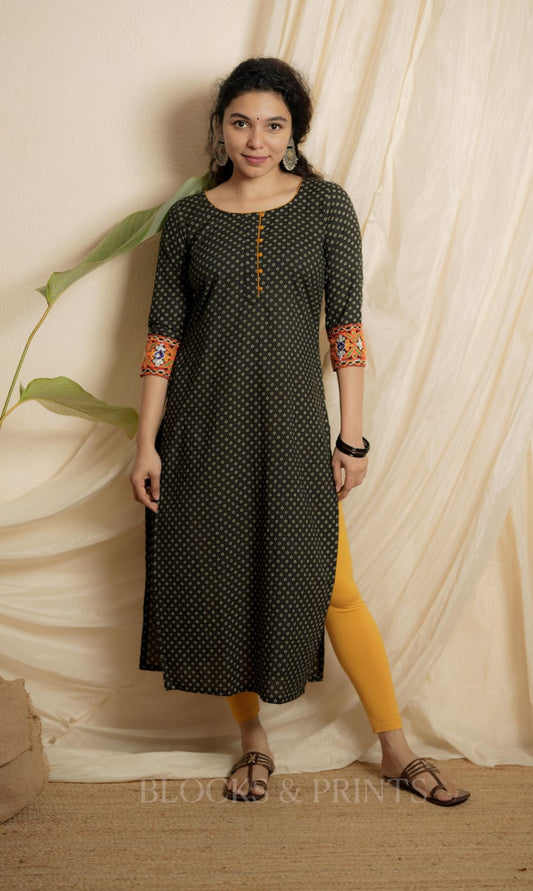 Designer Kurthi (Code - 1973 BK)