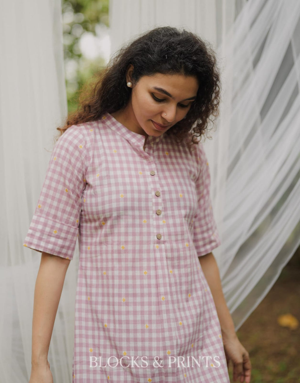RS .750/- (50% Off on MRP Rs.1500/-) (Code - 1989 BK)