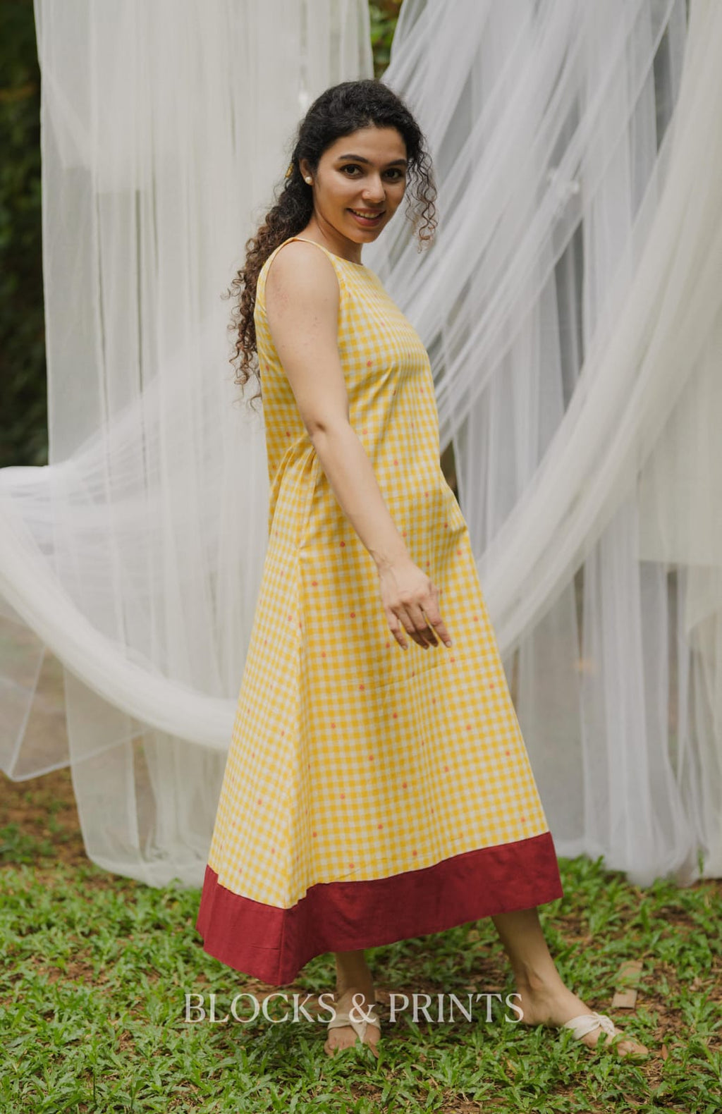 RS.640/- (50%Off on MRP Rs.1280/-)(Code - 1982 BK)