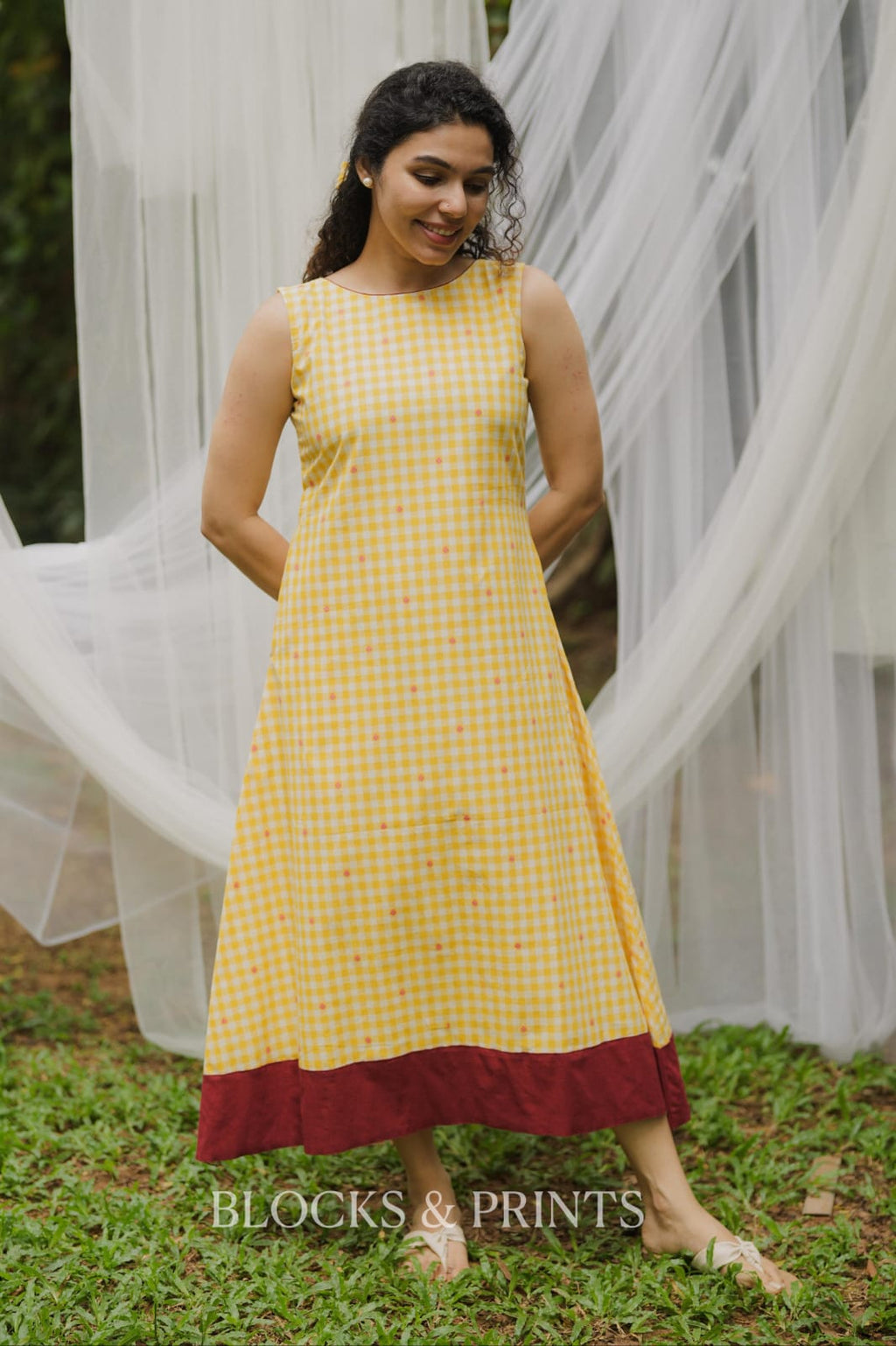 RS.640/- (50%Off on MRP Rs.1280/-)(Code - 1982 BK)