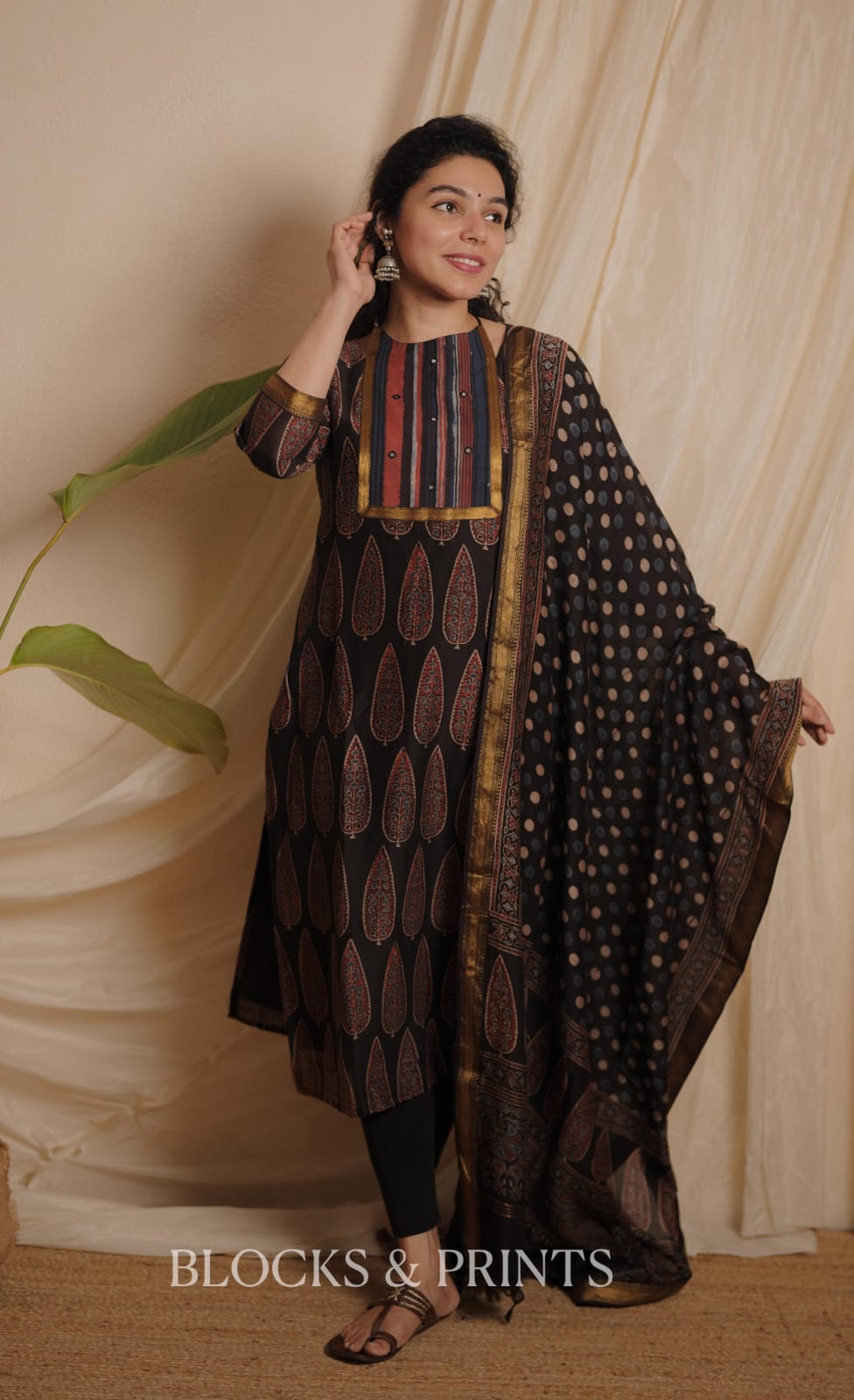 Designer Kurthi & Dupatta Set (Code - 1997 BK)