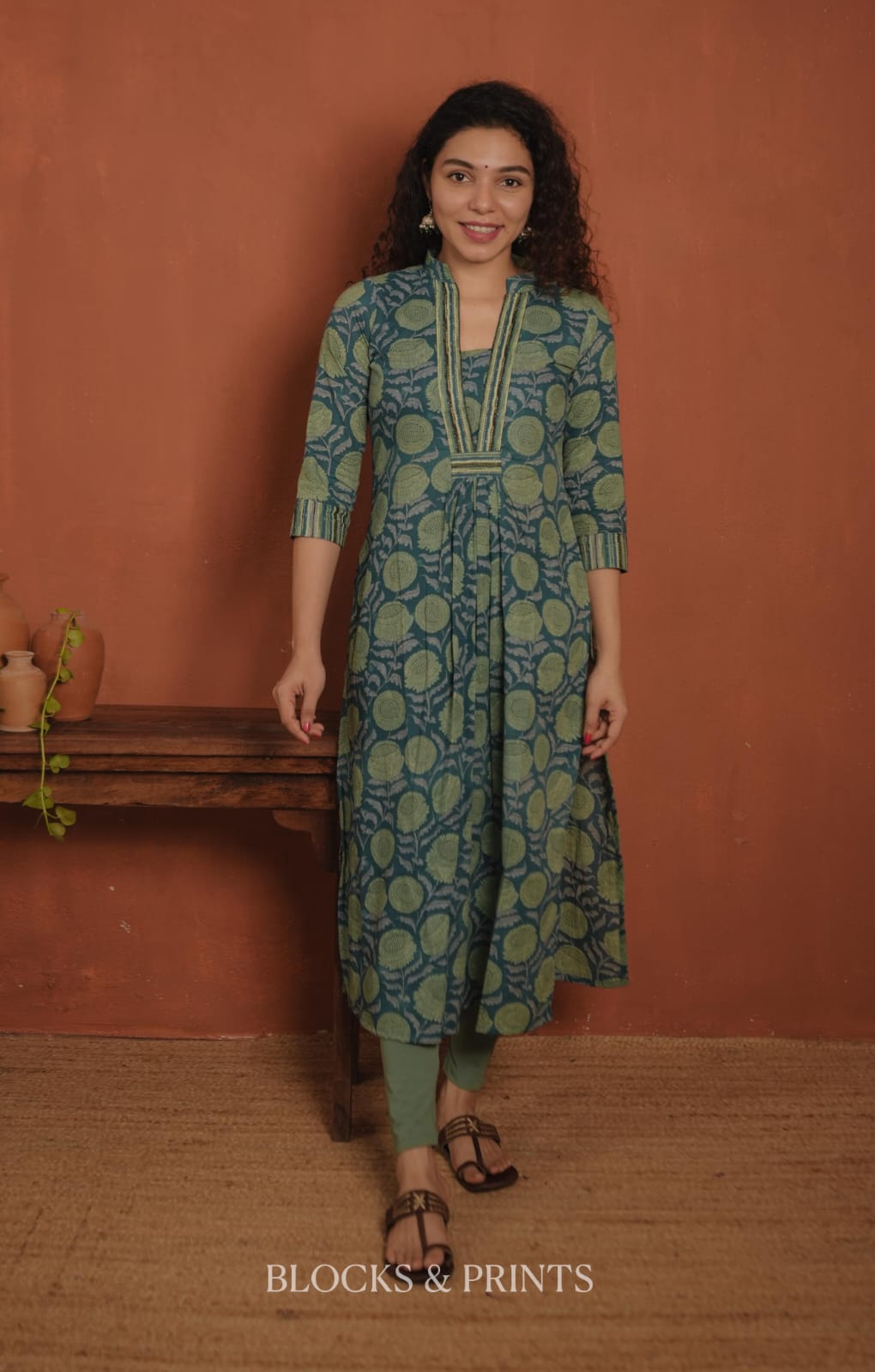 RS .475/- (50% Off on MRP Rs.950/-) (Code - 2011 BK)