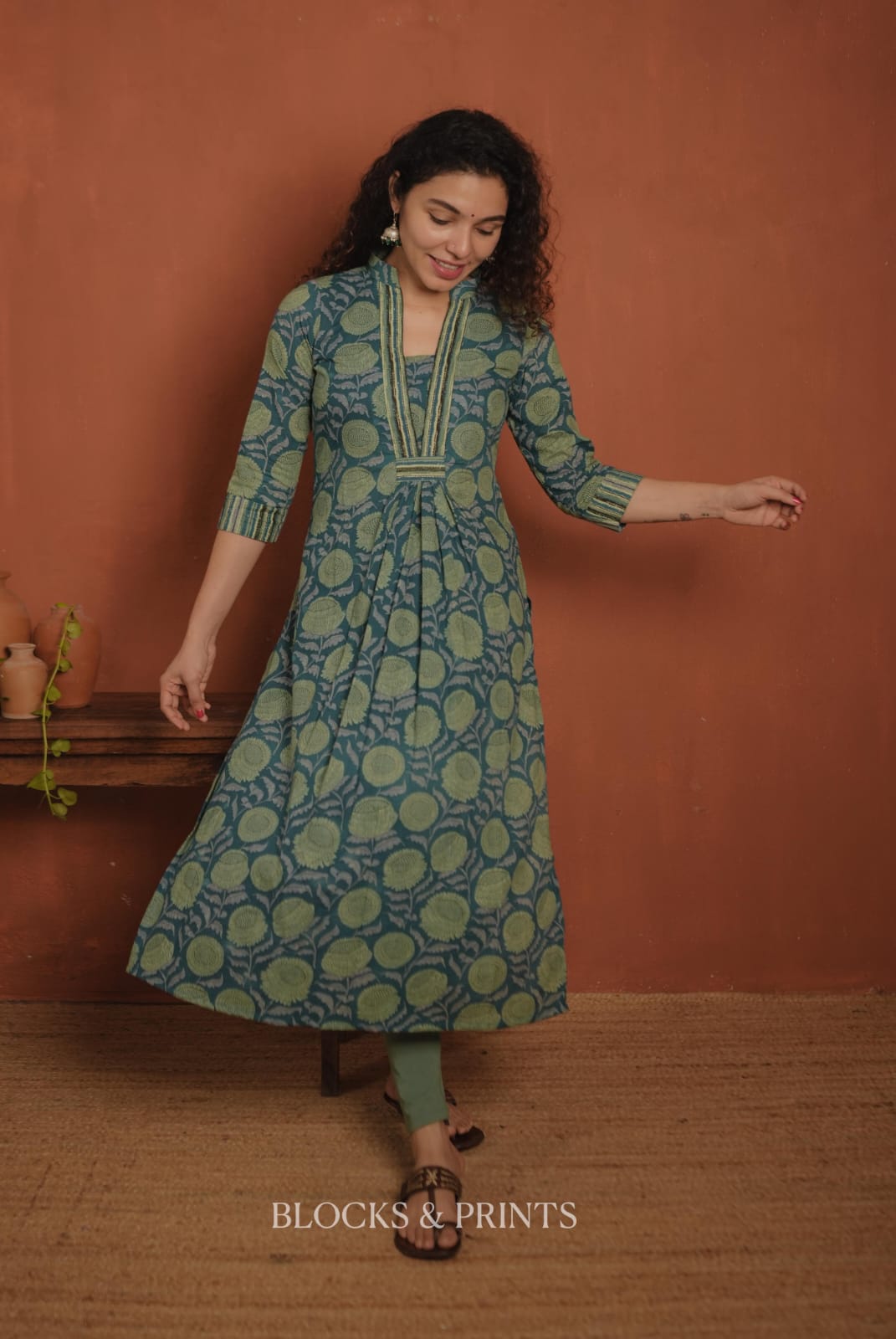 RS .475/- (50% Off on MRP Rs.950/-) (Code - 2011 BK)