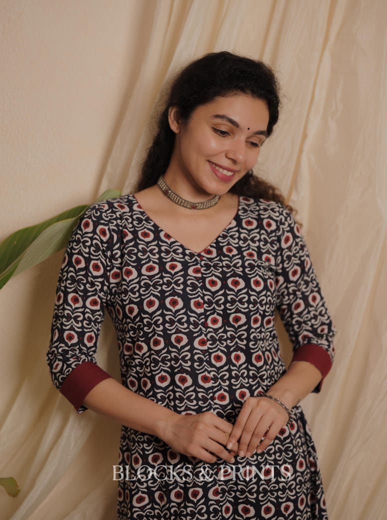 RS .640/- (50% Off on MRP Rs.1280/-)(Code - 1996 BK)