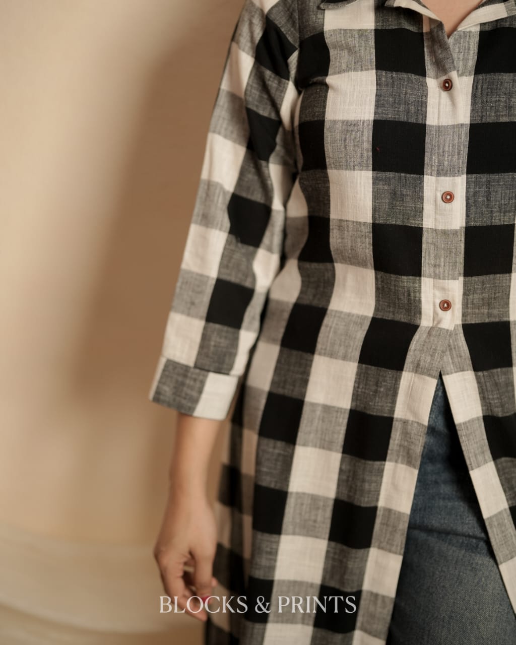 RS.600/- (50%Off on MRP Rs.1200/-) (Code - 2051 BK)