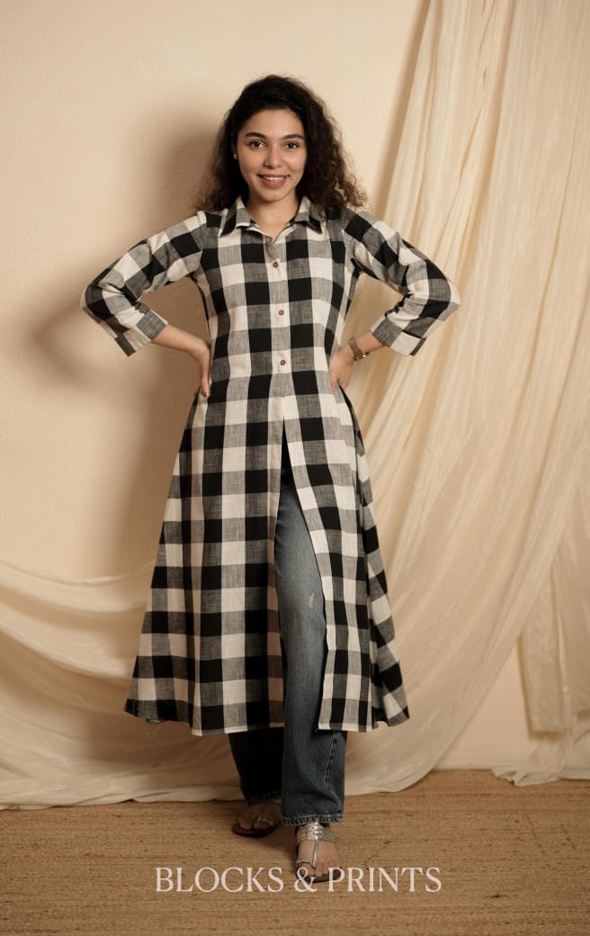 RS.600/- (50%Off on MRP Rs.1200/-) (Code - 2051 BK)