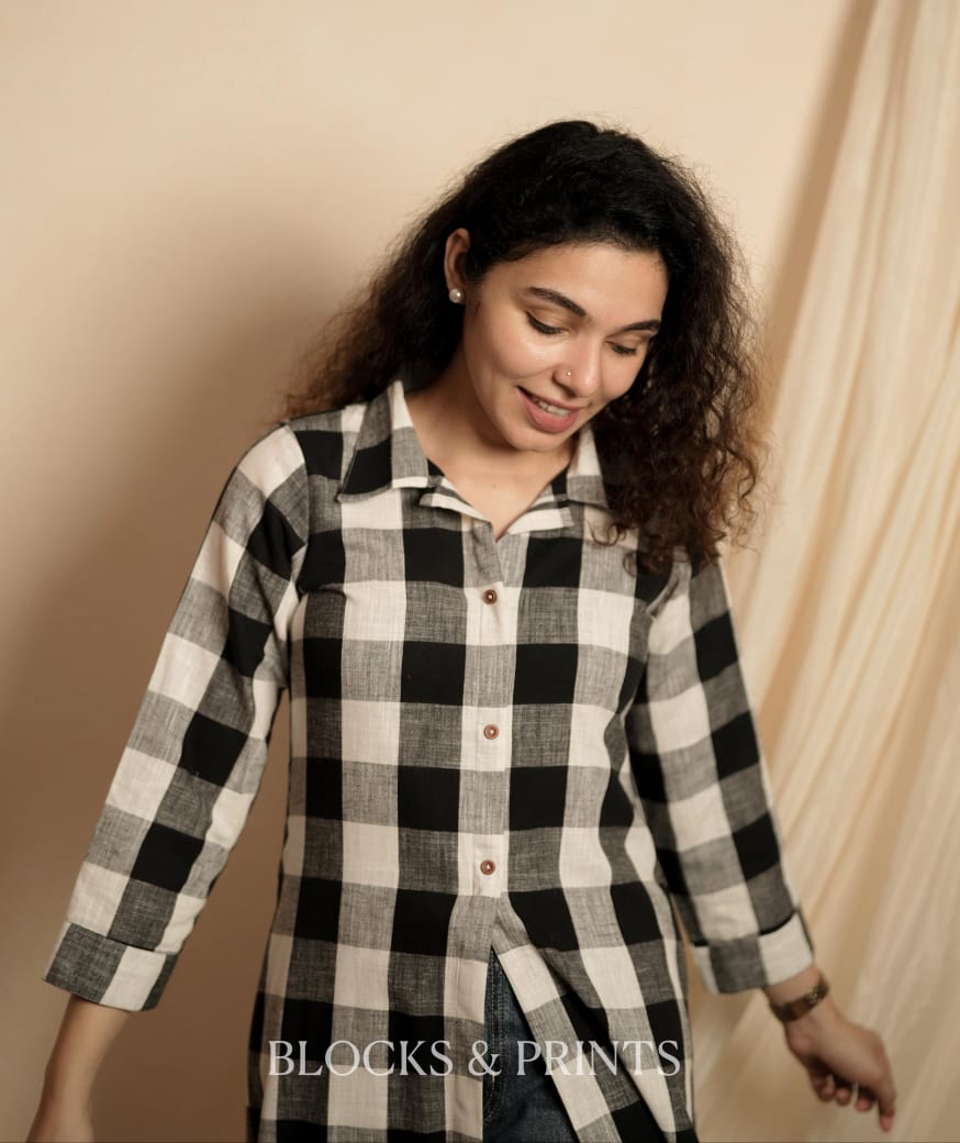 RS.600/- (50%Off on MRP Rs.1200/-) (Code - 2051 BK)