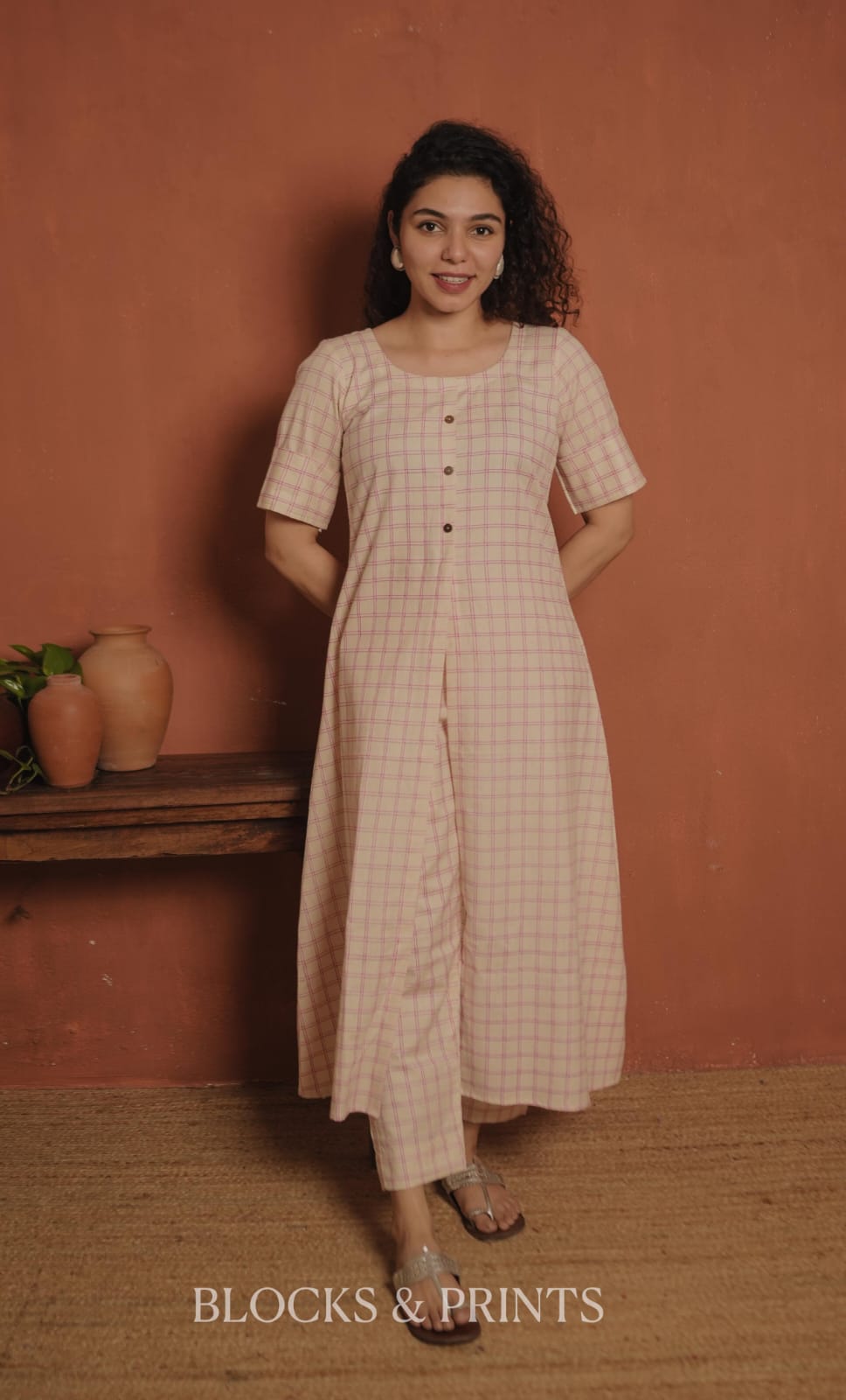 RS .750/- (50% Off on MRP Rs.1500/-) (Code - 2053 BK)