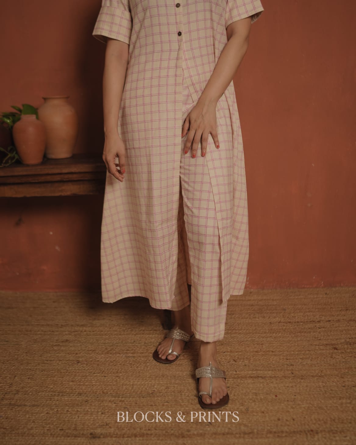 RS .750/- (50% Off on MRP Rs.1500/-) (Code - 2053 BK)