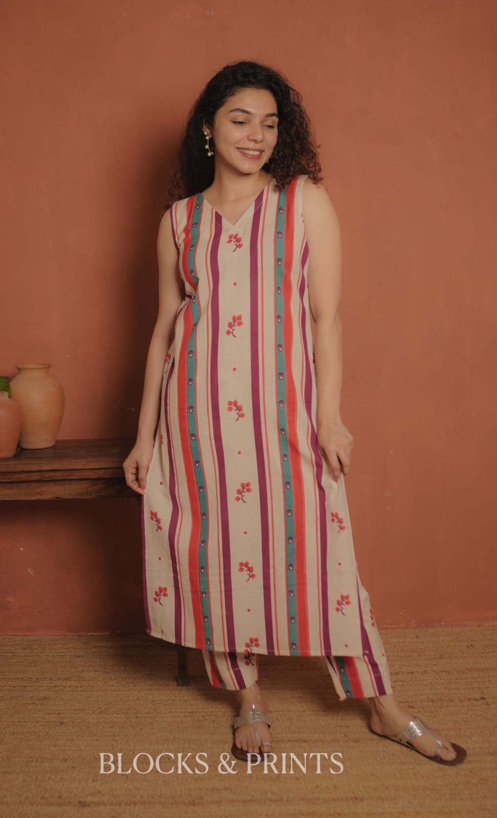 RS .700/- (50% Off on MRP Rs.1400/-) (Code - 2062 BK)