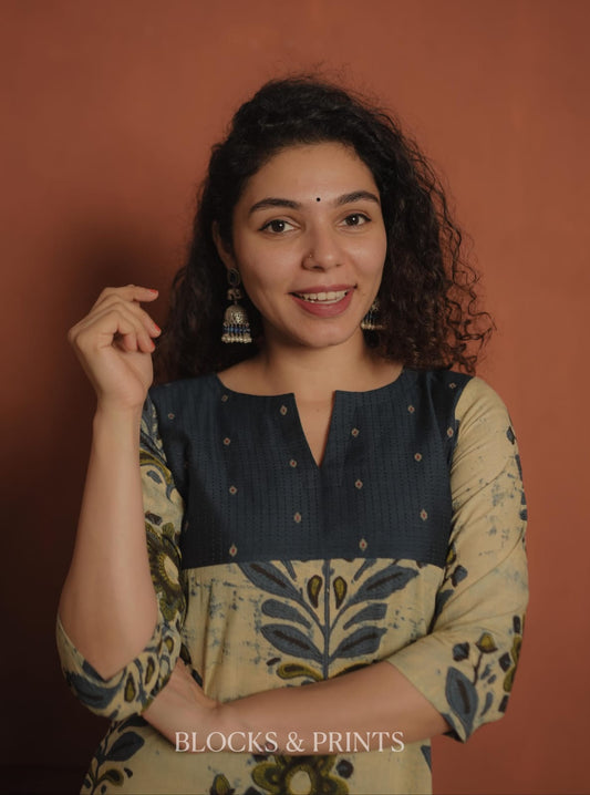 Designer Kurthi (Code - 2061 BK)