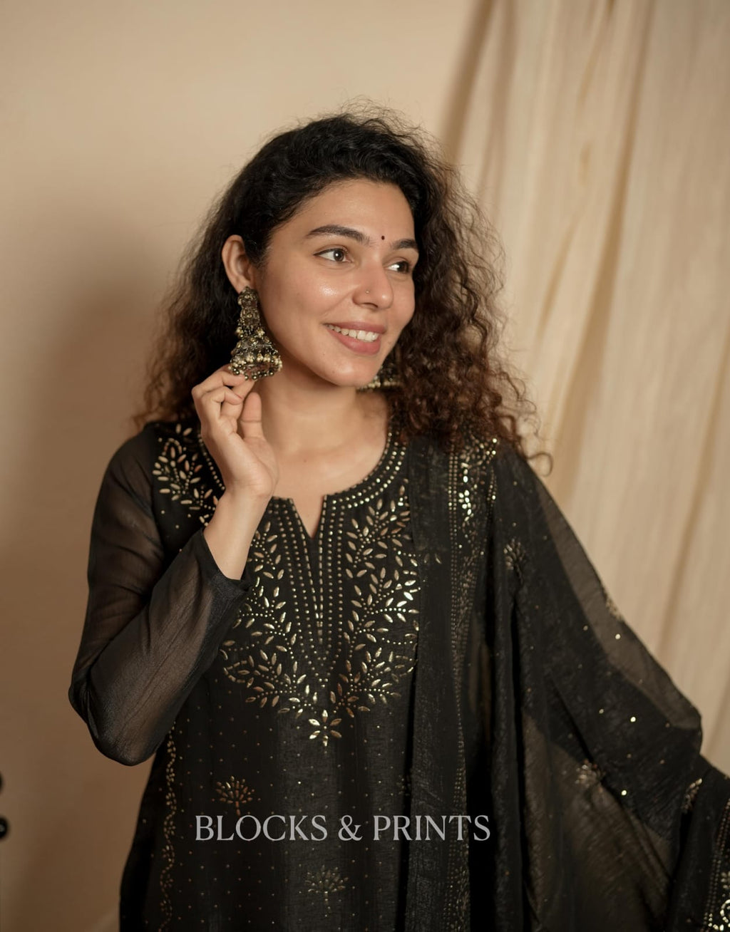 RS .1250/- (50% Off on MRP Rs.2500/-) (Code - 2038 BK)