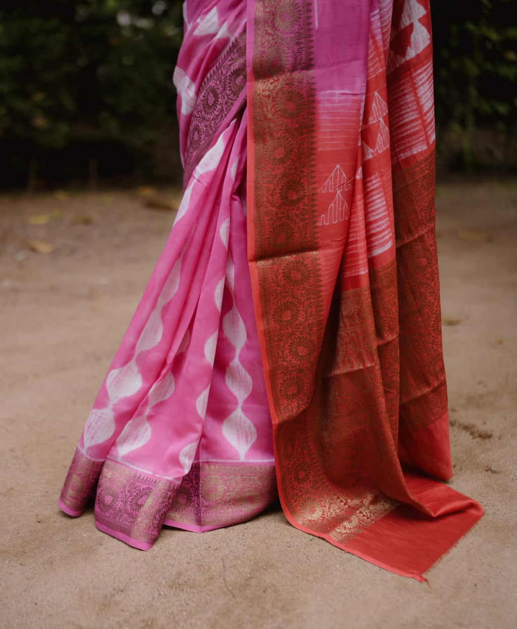 RS. 1350/- (50% Off on MRP Rs. 4500/-)( DS-877)