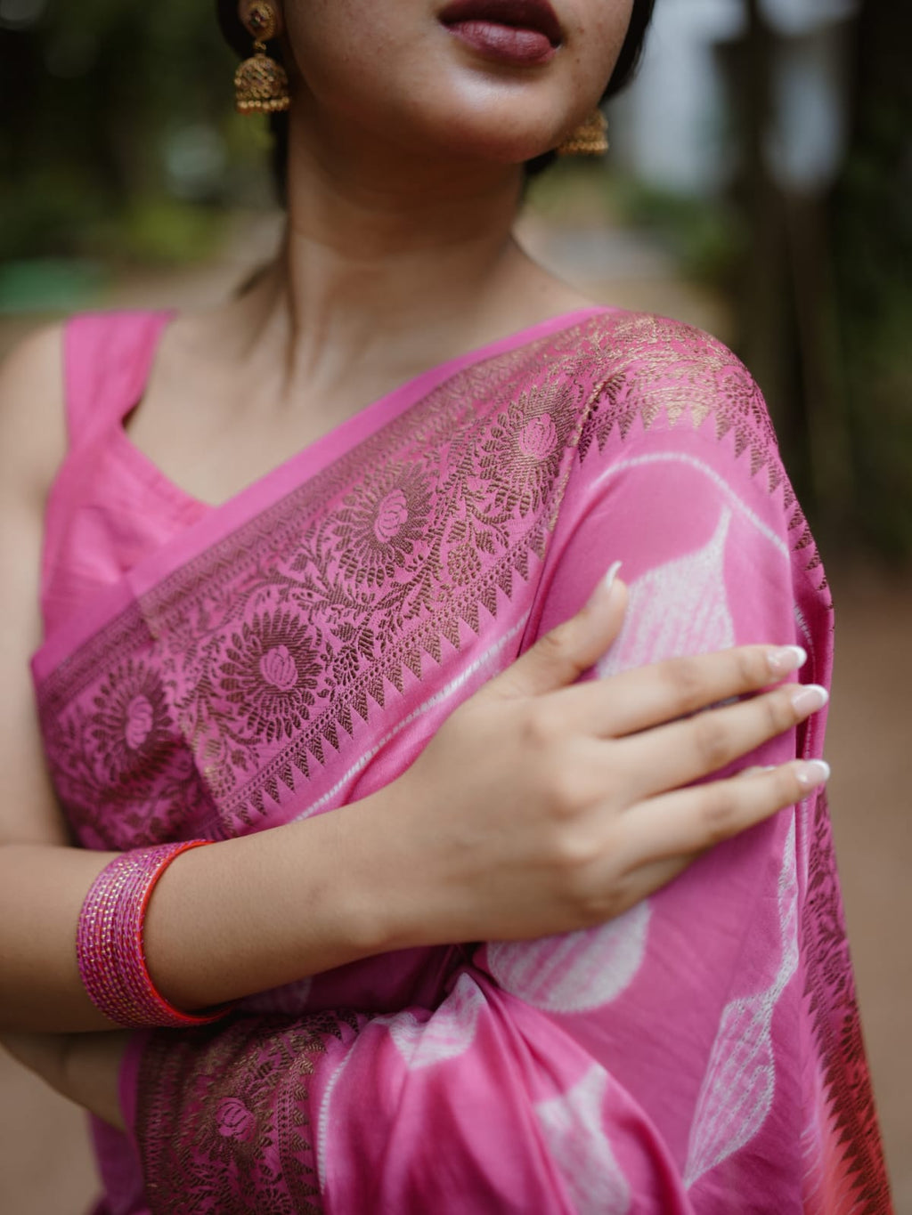 RS. 1350/- (50% Off on MRP Rs. 4500/-)( DS-877)